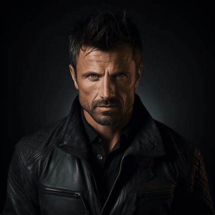 7 Best, Crazy Roles of This Shocking Star