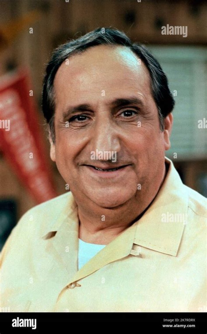 Al Molinaro's Iconic Tv Legacy Remembered