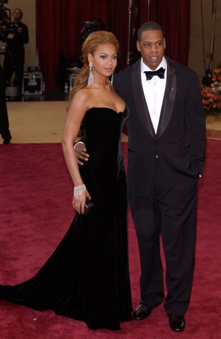 Beyoncé’s half-brother Nixon, 13, was raised in a trailer, asks why his big sister doesn’t love him