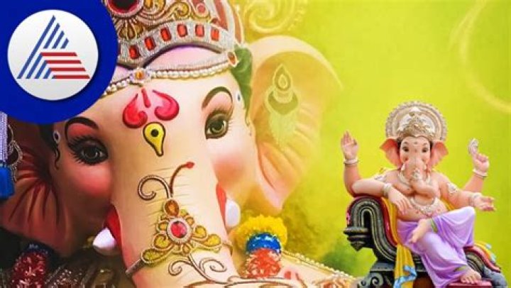Chant the 108 names of Lord Vinayaka during puja