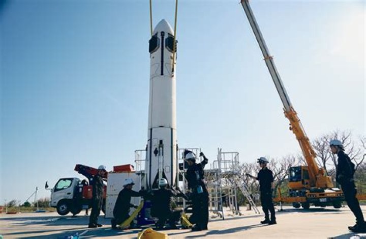 China’s iSpace launches and lands rocket test stage