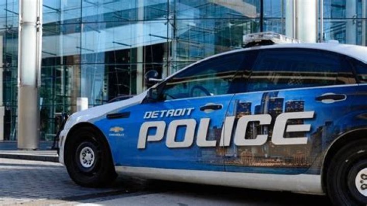 Detroit officer charged in girl's death amid raid