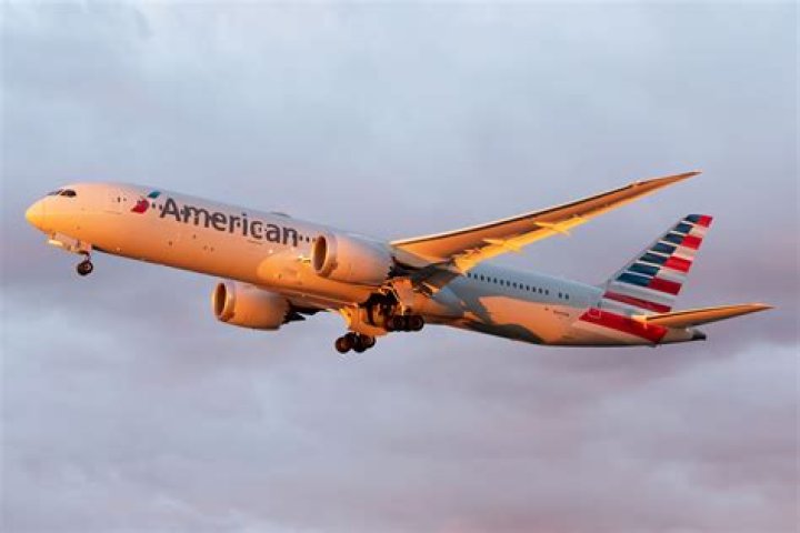 Intelsat to bring multi-orbit Wi-Fi to regional American Airlines jets