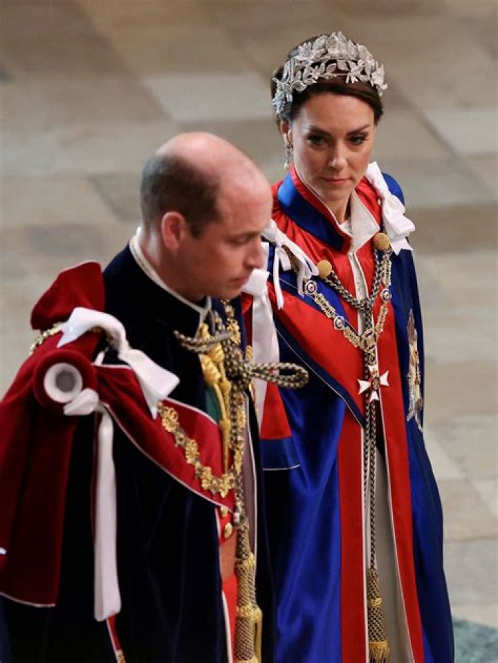 Kate Middleton’s concerning 4-word warning to William before coronation revealed by lip reader