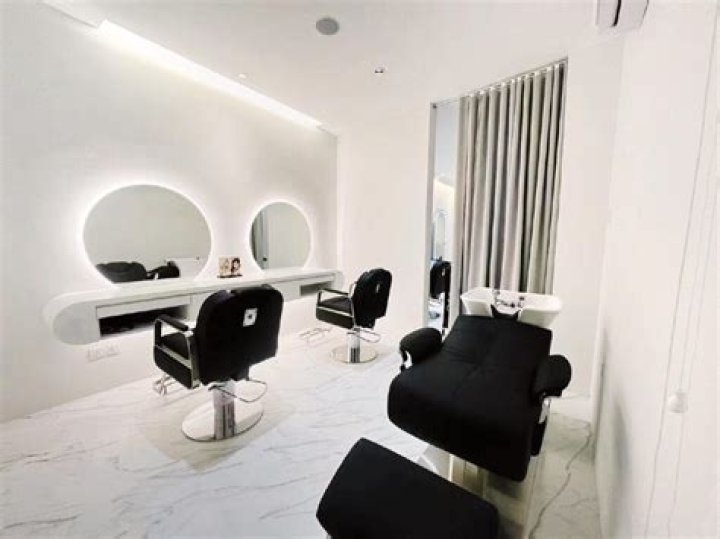 Meet Michael Izzolo, Owner Of Michael Leonard’s AVEDA Concept Hair Salon In Palm City