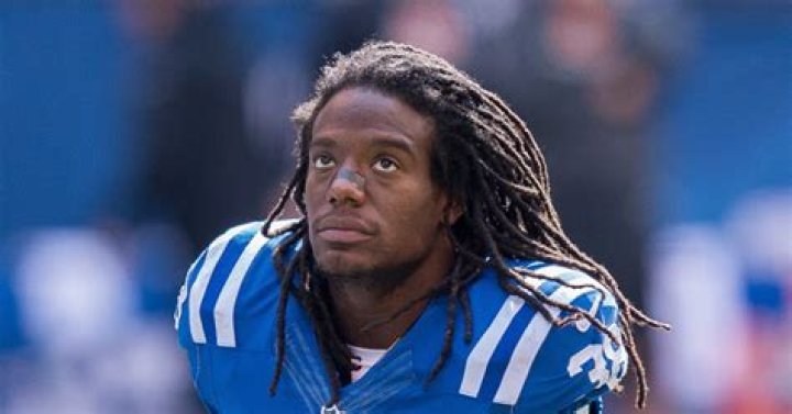 Missing ex-NFL player Sergio Brown arrested, faces murder charge in death of mother