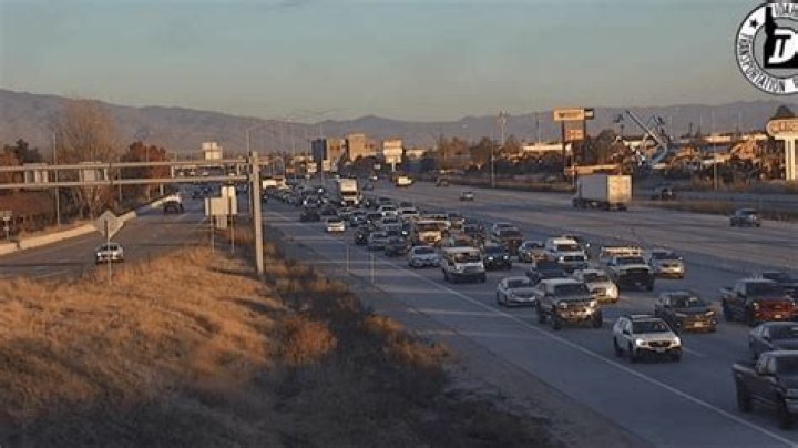 Multi-lane blockage on I-84 eastbound causes traffic backup: Expect delays