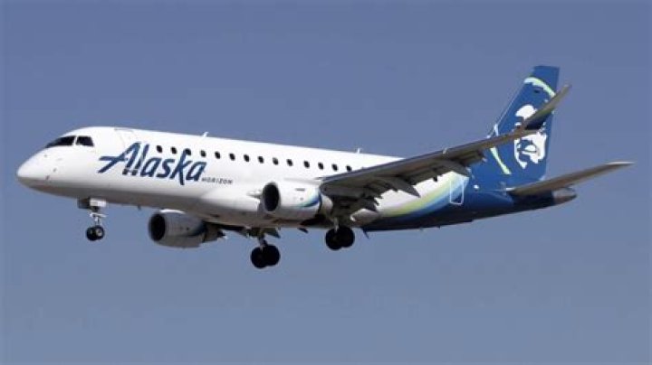 Off-duty Alaska Airlines pilot charged with attempted murder after trying to stop engines midflight 