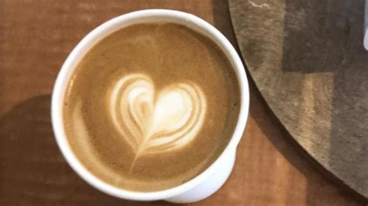 Report: "Coffee badging" trend gains momentum among hybrid workers