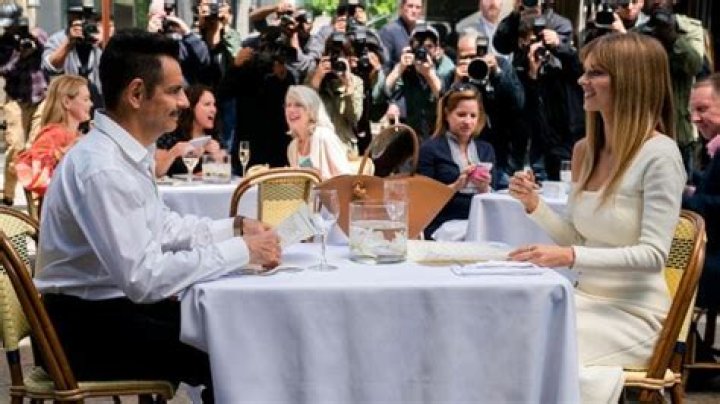 Rom-Com Knows What to Do behind the Wheel