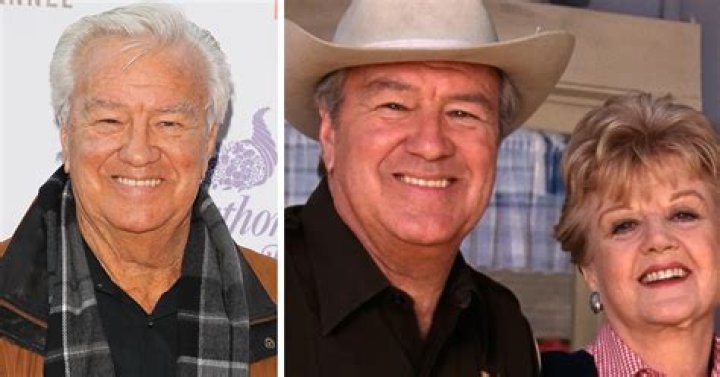 Ron Masak from ‘Murder, She Wrote’ died surrounded by his 6 loving children, just weeks after Angela Lansbury