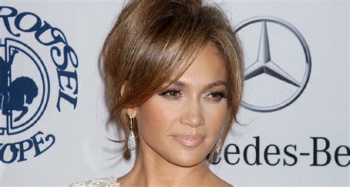 “This is my face”: Jennifer Lopez’s no makeup photos show her beautiful natural look