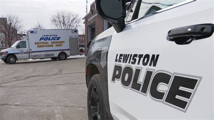 Video: Exploding power line falls on Lewiston Police officer's SUV